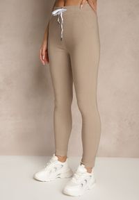 Renee - Jasnobeżowe Spodnie z Bawełną i Sznurowaniem Purrena. Okazja: na co dzień. Kolor: beżowy. Materiał: bawełna. Styl: elegancki, casual #3