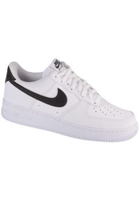 Buty do chodzenia męskie Nike Air Force 1 07. Zapięcie: sznurówki. Kolor: biały. Materiał: guma, materiał, syntetyk. Szerokość cholewki: normalna. Model: Nike Air Force. Sport: turystyka piesza