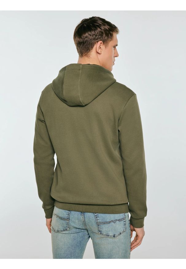 Big-Star - Bluza męska rozpinana z kapturem khaki Wladorh 303. Typ kołnierza: kaptur. Kolor: zielony. Materiał: materiał, dzianina. Wzór: ze splotem, nadruk