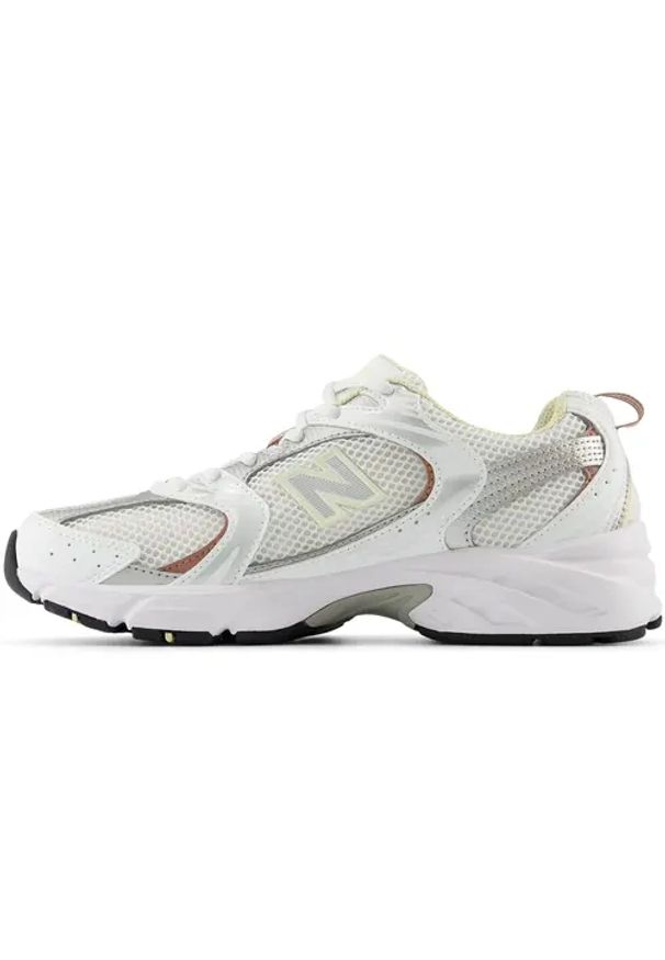 New Balance - Sneakersy damskie NEW BALANCE 530 MR530SGA. Kolor: biały. Materiał: guma, jeans, materiał