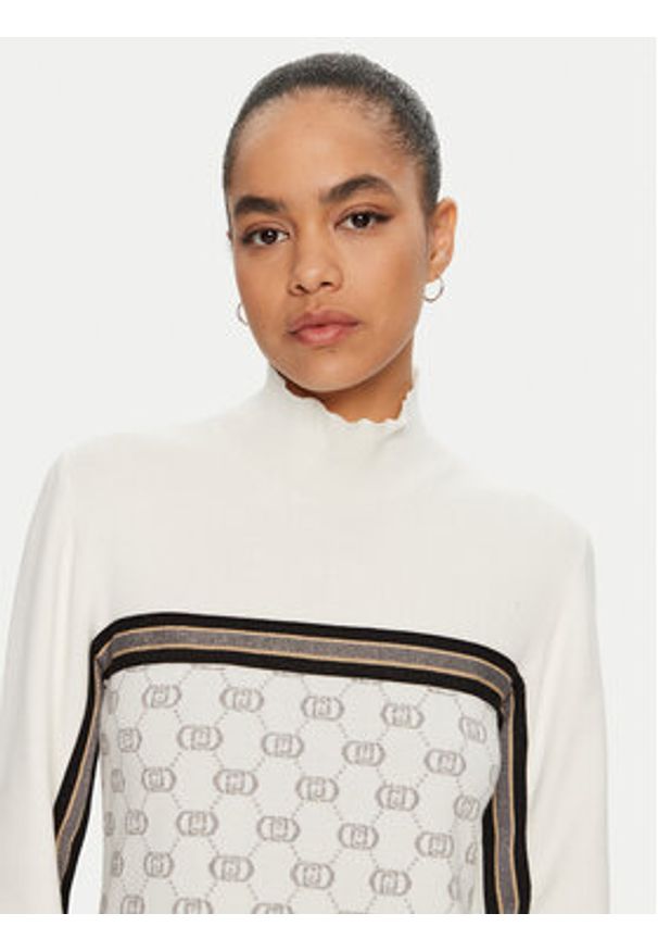 Liu Jo Sport Sukienka dzianinowa TF4227 MS63L Écru Regular Fit. Materiał: syntetyk, wiskoza. Typ sukienki: sportowe. Styl: sportowy