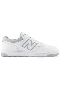 Buty unisex New Balance BB480LGM – białe. Okazja: na co dzień. Kolor: biały. Materiał: skóra, dresówka, materiał, syntetyk. Szerokość cholewki: normalna. Sport: turystyka piesza #1