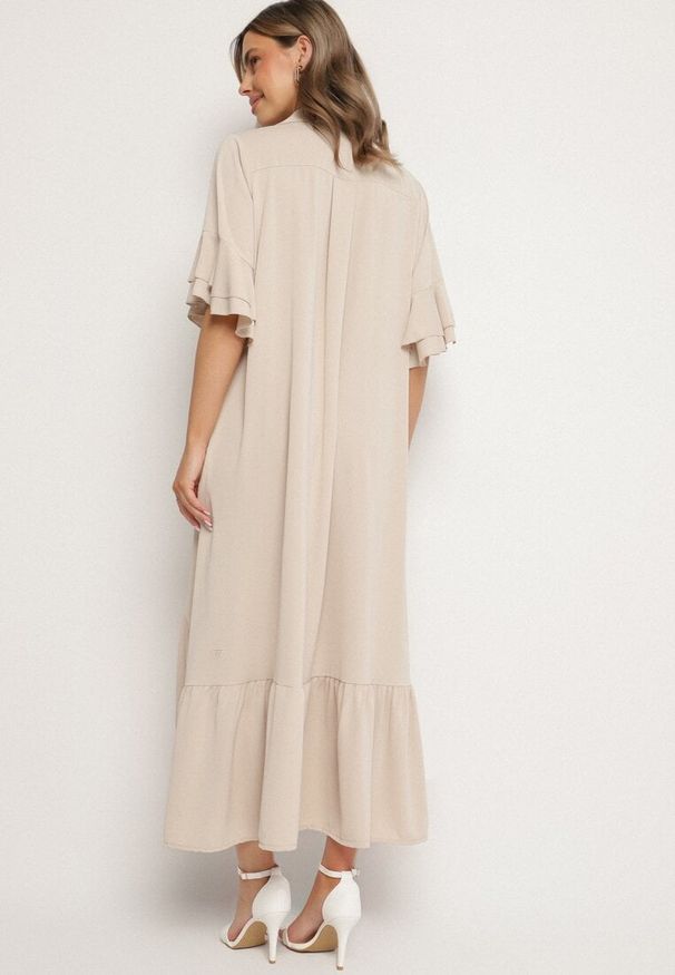 Born2be - Beżowa Sukienka Koszulowa z Ozdobną Falbanką Daviravie. Okazja: na co dzień. Kolor: beżowy. Typ sukienki: koszulowe. Styl: casual, elegancki, klasyczny