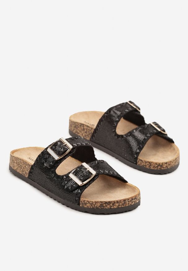 Renee - Czarne Klapki Ozdobione Cyrkoniami i Klamrami Avelwia. Okazja: na co dzień. Kolor: czarny. Materiał: jeans. Wzór: aplikacja. Sezon: lato. Styl: casual
