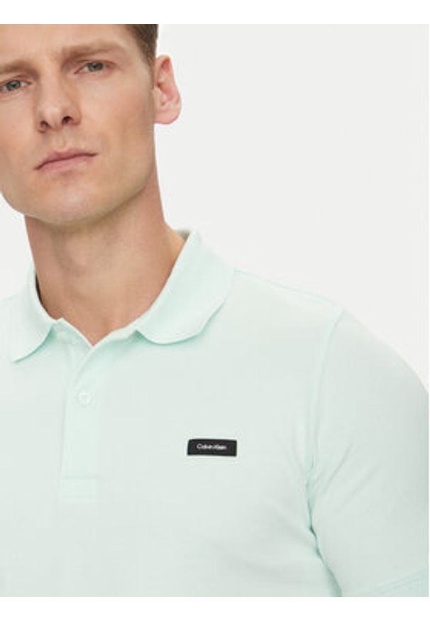 Calvin Klein Polo K10K111196 Zielony Slim Fit. Typ kołnierza: polo. Kolor: zielony. Materiał: bawełna