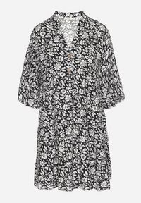 Born2be - Czarna Bawełniana Sukienka w Kwiaty o Rozkloszowanym Kroju Jenaleira. Okazja: na co dzień. Typ kołnierza: dekolt w serek. Kolor: czarny. Materiał: bawełna. Długość rękawa: krótki rękaw. Wzór: kwiaty. Styl: casual, klasyczny #3