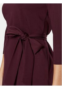 Tatuum Sukienka codzienna Cole T2422.201B Bordowy Regular Fit. Okazja: na co dzień. Kolor: czerwony. Materiał: syntetyk, wiskoza. Typ sukienki: proste. Styl: casual #5