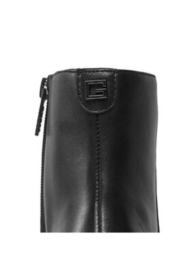 Guess Botki Travis FLPTRA LEA10 Czarny. Kolor: czarny. Materiał: skóra