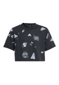 Adidas - Koszulka Brand Love Allover Print Crop Kids. Kolor: biały, wielokolorowy, czarny. Materiał: dresówka. Wzór: nadruk #1