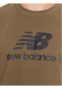 New Balance T-Shirt Essentials Stacked Logo Cotton Jersey Short Sleeve T-shirt MT31541 Brązowy Regular Fit. Kolor: brązowy. Materiał: bawełna #5