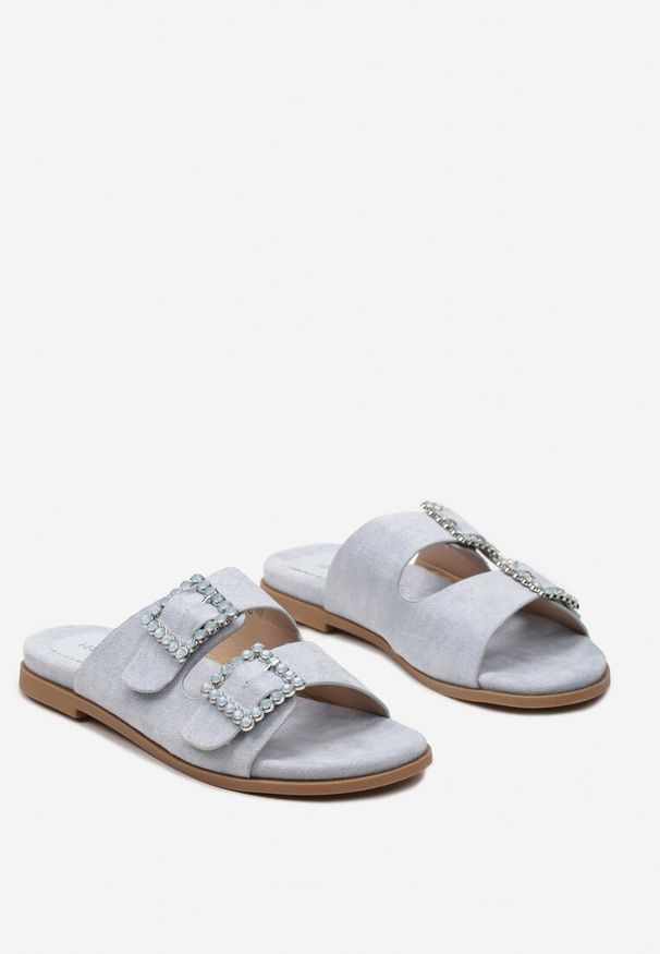 Renee - Niebieskie Klapki z Dwiema Klamrami na Ekozamszowych Paskach Vapire. Nosek buta: otwarty. Kolor: niebieski. Wzór: paski. Sezon: lato. Obcas: na obcasie. Styl: elegancki, wakacyjny. Wysokość obcasa: niski