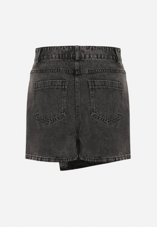 Born2be - Czarne Jeansowe Spódnico-Szorty o Asymetrycznym Kroju z Ozdobnymi Przeszyciami Lisarennea. Okazja: na co dzień. Kolor: czarny. Materiał: jeans. Styl: sportowy, casual, elegancki
