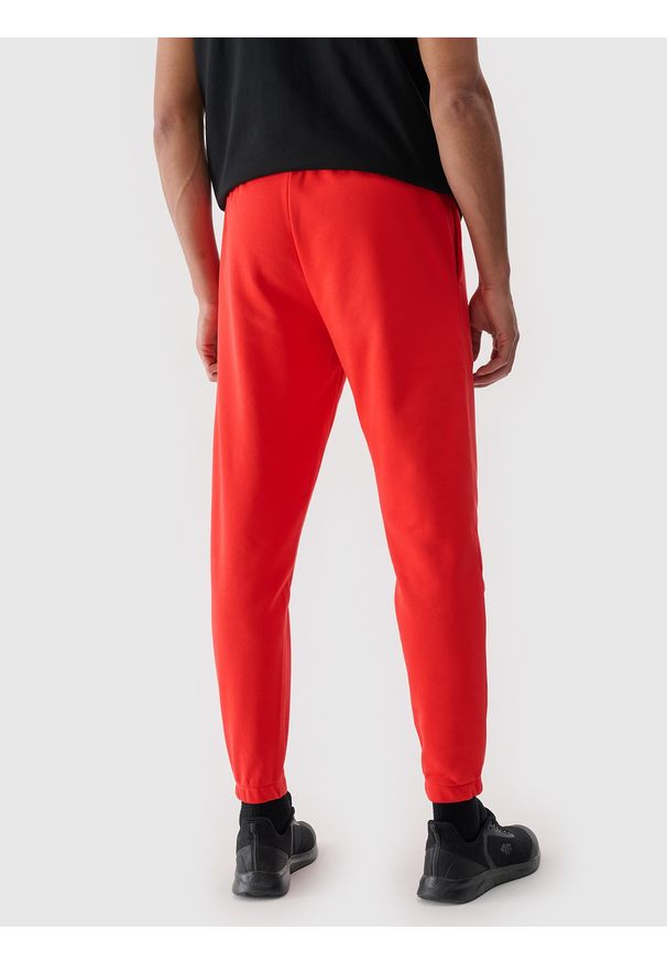 4f - 4F Spodnie dresowe joggery męskie - czerwone M. Kolor: czerwony. Materiał: dresówka. Wzór: gładki, ze splotem