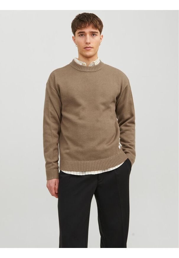 Jack & Jones - Jack&Jones Sweter 12236774 Brązowy Regular Fit. Kolor: brązowy. Materiał: bawełna, syntetyk