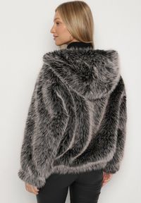 Born2be - Szara Futrzana Kurtka z Nieodpinanym Kapturem Lanellea. Okazja: na co dzień. Kolor: szary. Materiał: futro. Styl: elegancki, casual #5