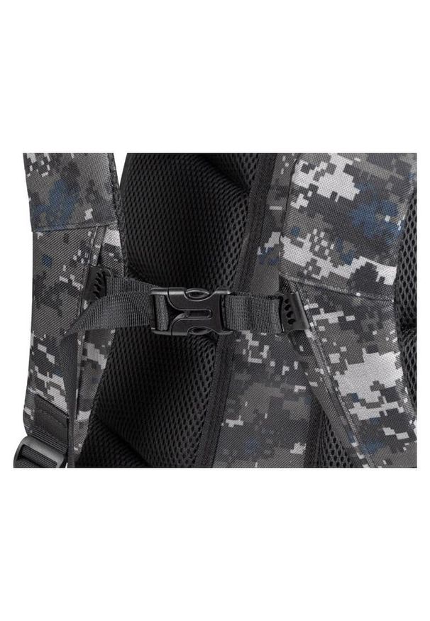 Plecak Genesis Pallad 450 Camo Lite 15.6''. Wzór: nadruk, moro, ze splotem. Styl: militarny, biznesowy