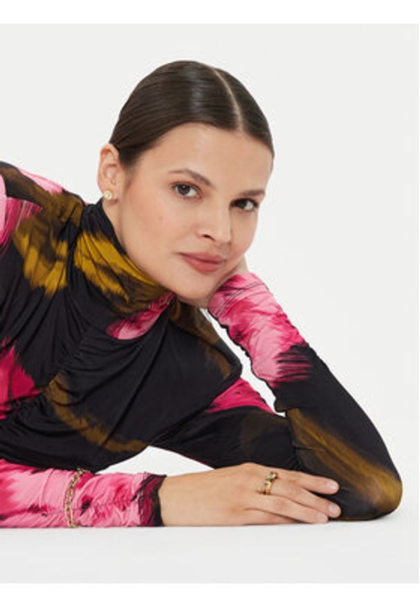 TOMMY HILFIGER - Tommy Hilfiger Kolczyki 2700753 Złoty. Materiał: ze stali, ze stali nierdzewnej. Kolor: złoty