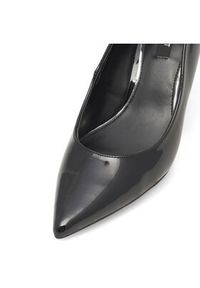 Nine West Szpilki SJ1489 Czarny. Kolor: czarny. Materiał: skóra. Obcas: na szpilce #7