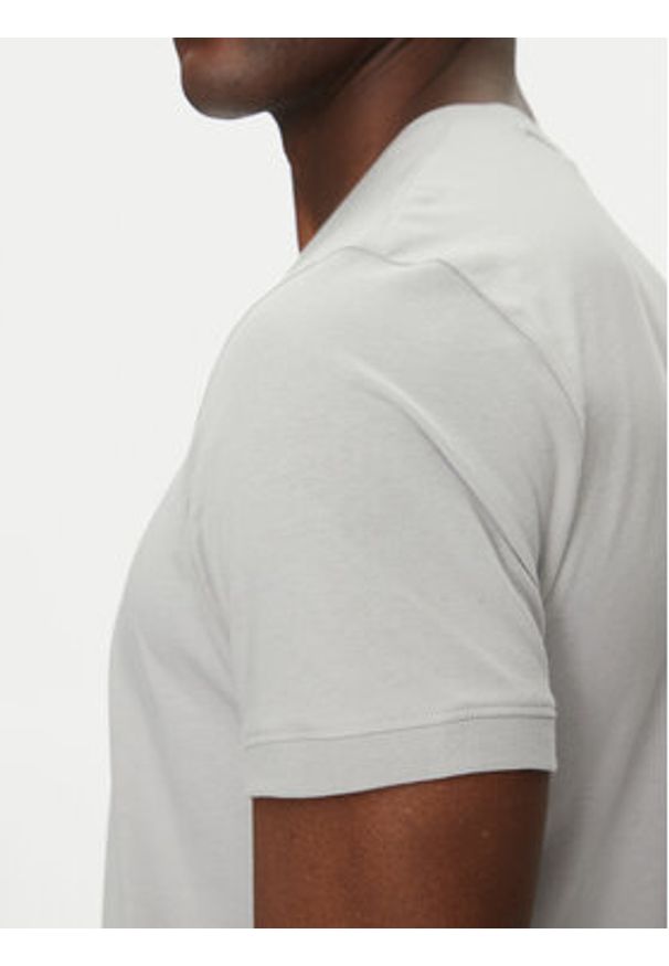 Hugo - HUGO T-Shirt Diragolino212 50447978 Szary Regular Fit. Kolor: szary. Materiał: bawełna