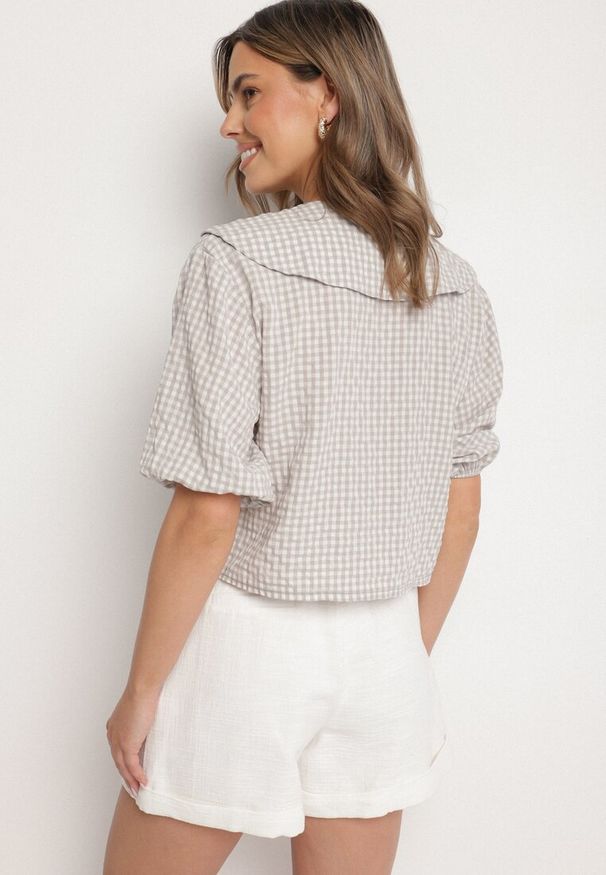 Born2be - Beżowa Bluzka z Wiskozą w Kratę z Wiązaniem Radellis. Okazja: na co dzień. Kolor: beżowy. Materiał: wiskoza. Styl: casual, elegancki