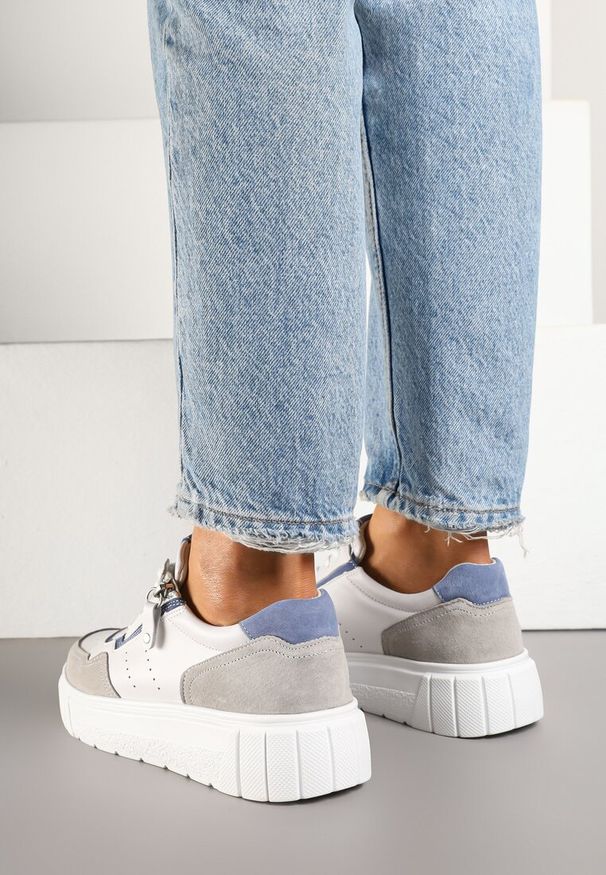 Renee - Białe Sneakersy z Naturalnej Skóry na Grubej Podeszwie z Suwakiem Soravelle. Okazja: na co dzień. Kolor: biały. Materiał: skóra