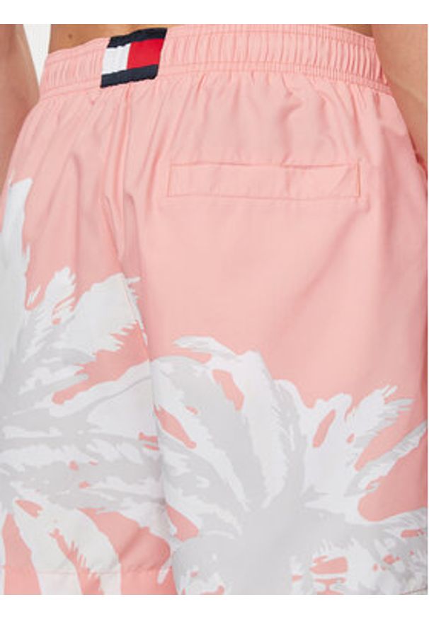 TOMMY HILFIGER - Tommy Hilfiger Szorty kąpielowe UM0UM03298 Różowy Regular Fit. Kolor: różowy. Materiał: syntetyk