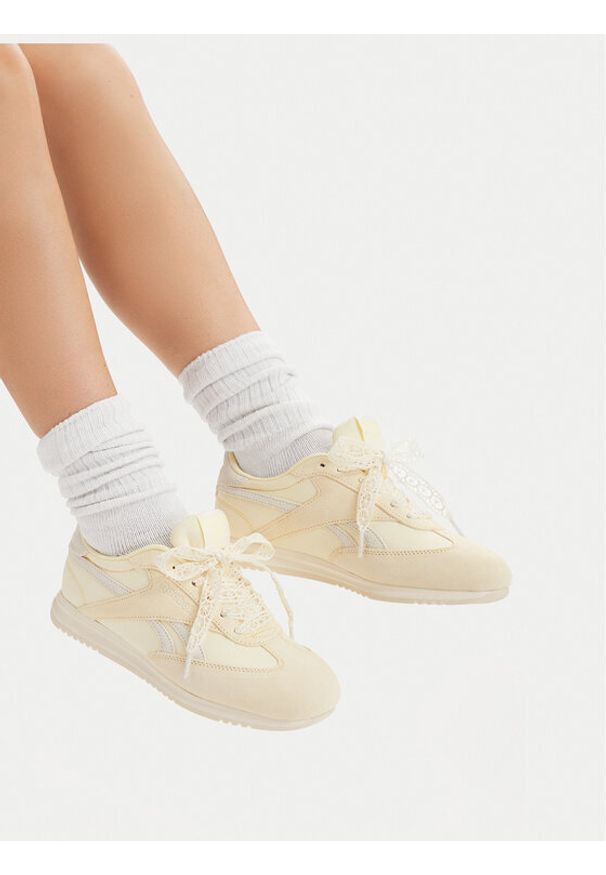 Reebok Sneakersy C-FIORI AR30309WYCC Żółty jasny. Kolor: żółty. Materiał: skóra, zamsz
