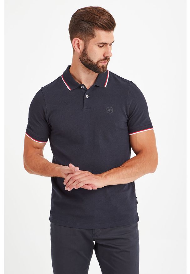 Armani Exchange - POLO ARMANI EXCHANGE. Typ kołnierza: polo. Wzór: jednolity, nadruk. Styl: sportowy