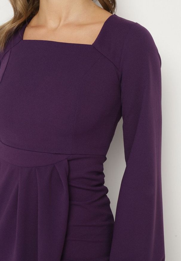 Born2be - Fioletowa Koktajlowa Sukienka z Kopertowym Dołem i Ściągaczami przy Rękawach Felilena. Kolor: fioletowy. Sezon: wiosna, lato. Typ sukienki: kopertowe. Styl: wizytowy