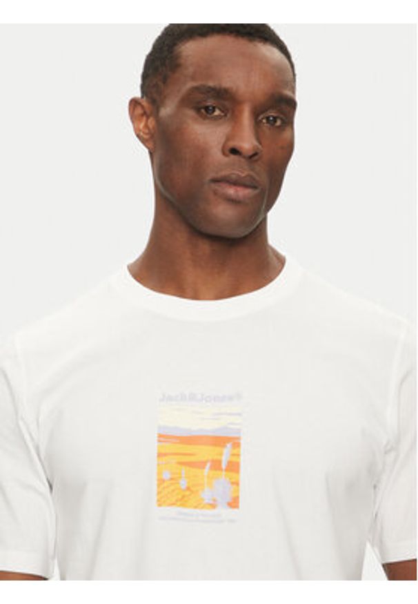 Jack & Jones - Jack&Jones T-Shirt Split Graphic 12273000 Biały Regular Fit. Kolor: biały. Materiał: bawełna
