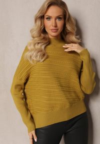 Renee - Jasnozielony Asymetryczny Sweter z Wełną Ozdobiony Tłoczeniem Aurorrsa. Kolor: zielony. Materiał: wełna. Wzór: aplikacja #1
