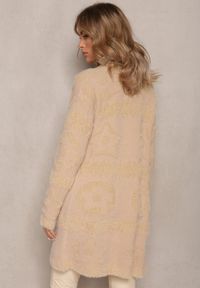 Renee - Beżowy Długi Kardigan Puszysty Aborra. Kolekcja: plus size. Kolor: beżowy. Materiał: tkanina, dzianina. Długość: długie. Wzór: aplikacja