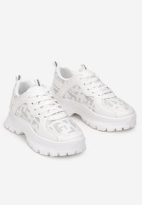 Born2be - Białe Sneakersy Melanise. Nosek buta: okrągły. Kolor: biały. Materiał: materiał. Wzór: jednolity #4