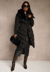 Renee - Czarna Pikowana Kurtka o Eleganckim Kroju z Futerkiem i Wiązanym Paskiem Galinessa. Kolor: czarny. Materiał: futro. Sezon: zima. Styl: elegancki #6