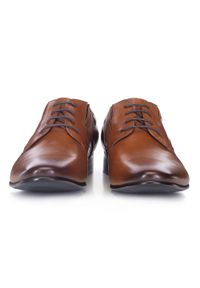 Wittchen - Męskie buty derby ze skóry z elastycznymi wstawkami. Okazja: na co dzień. Kolor: brązowy. Materiał: skóra. Styl: klasyczny, casual, elegancki #2