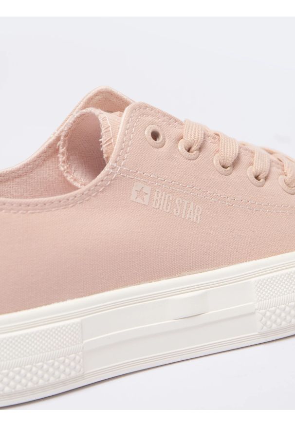 Big-Star - Trampki damskie z białą podeszwą różowe NN274855 600. Kolor: różowy. Materiał: jeans, tkanina. Szerokość cholewki: normalna. Styl: klasyczny, elegancki