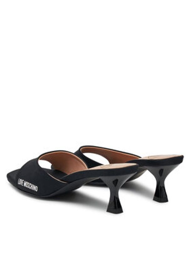 Love Moschino - LOVE MOSCHINO Klapki JA28045G0MIM0000 Czarny. Kolor: czarny. Materiał: materiał
