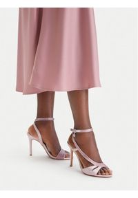 Nine West Sandały EO-LS1005252-1 Fioletowy. Kolor: fioletowy. Materiał: materiał #1