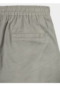 outhorn - Spodenki tkaninowe z lnem męskie - khaki. Kolor: brązowy. Materiał: tkanina, len #9
