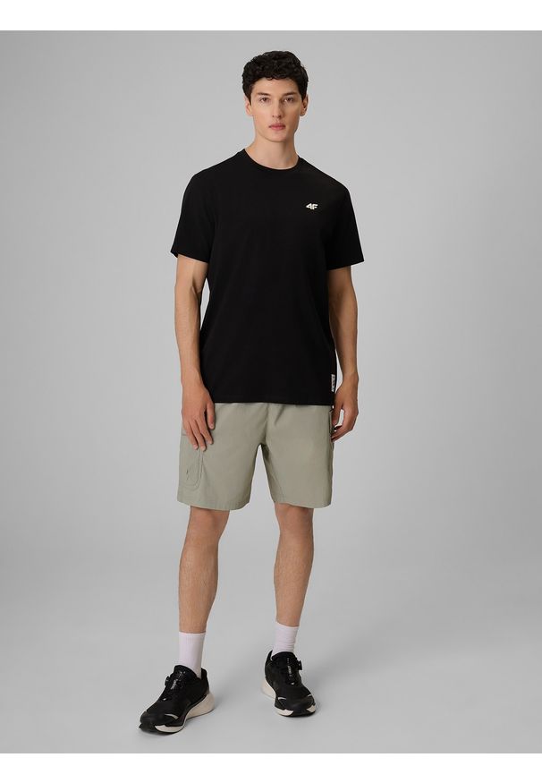 4f - 4F T-shirt relaxed z nadrukiem męski - czarny S. Okazja: na co dzień. Kolor: czarny. Materiał: materiał, bawełna, dzianina. Długość: długie. Wzór: nadruk. Styl: klasyczny, casual