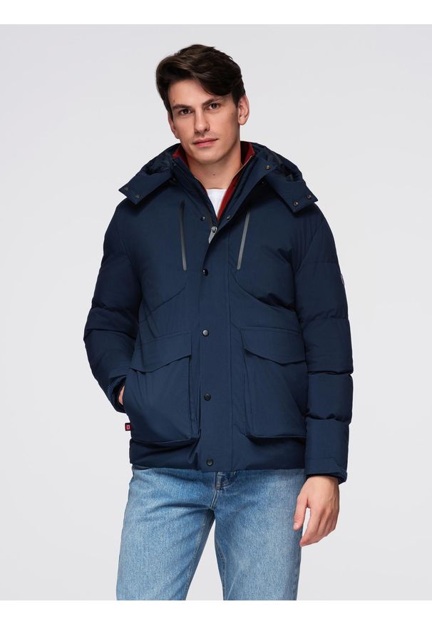 Ombre Clothing - Zimowa kurtka męska z odpinanym kapturem z wodoodpornego materiału - granatowa V1 - Rozmiar: M. Okazja: na co dzień. Kolor: niebieski. Materiał: materiał. Sezon: zima. Styl: casual, sportowy