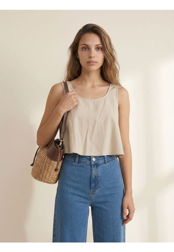 Sinsay - Crop top z ozdobnym wiazaniem z domieszką lnu - kremowy. Kolor: kremowy. Materiał: len