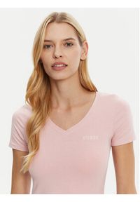 Guess T-Shirt O5RI02 KBBU1 Różowy Regular Fit. Kolor: różowy. Materiał: bawełna
