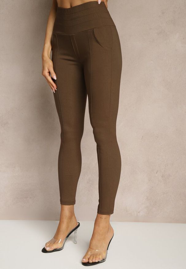 Renee - Brązowe Spodnie Skinny High Waist Kolanira. Okazja: na co dzień. Stan: podwyższony. Kolor: brązowy. Styl: sportowy, casual
