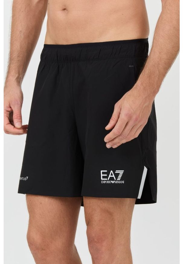 EA7 Emporio Armani - EA7 Czarne kąpielówki Bermudas. Kolor: czarny