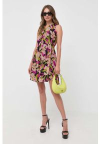 Pinko torebka skórzana kolor żółty. Kolor: żółty. Materiał: skórzane #4