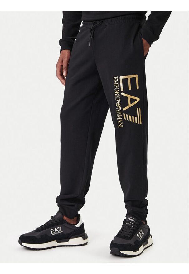 EA7 Emporio Armani Spodnie dresowe 7M001415 AF22266 MC004 Czarny Regular Fit. Kolor: czarny. Materiał: bawełna