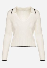 Born2be - Beżowy Sweter z Wiskozą Ozdobiony Lamówką i Tłoczeniem Esmia. Okazja: na co dzień. Kolor: beżowy. Materiał: wiskoza. Wzór: aplikacja. Styl: klasyczny, casual #4