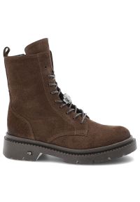 Brązowe Botki Karino Modne Skórzane Obuwie Damskie. Okazja: na co dzień. Zapięcie: sznurówki. Kolor: brązowy. Materiał: skóra. Szerokość cholewki: normalna. Wzór: aplikacja. Styl: casual #6