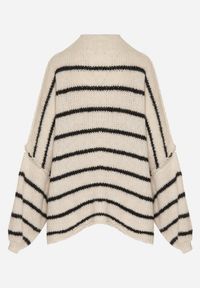 Born2be - Beżowy Golf Oversize w Paski z Domieszką Wełny i Wiskozy Nexeia. Okazja: na co dzień. Typ kołnierza: golf. Kolor: beżowy. Materiał: wełna, wiskoza. Wzór: paski. Styl: klasyczny, casual, elegancki #5